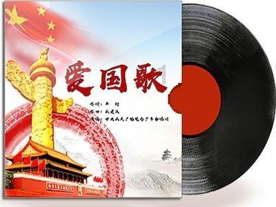 新剧《脱轨》震撼上线！刘浩存个人生活引争议，张艺谋力挺她…